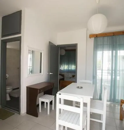 Antonia Aparthotel Skala Fourkas