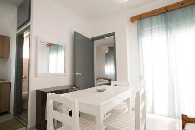 Antonia 3* Skála Foúrkas