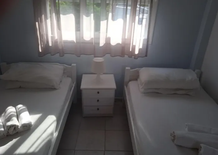 Antonia 3* Skála Foúrkas