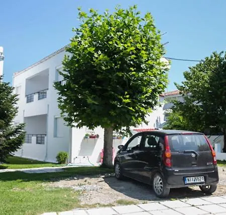 Antonia 3*