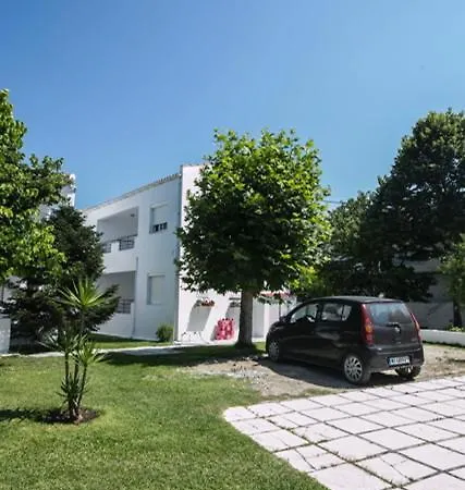 Ξενοδοχείο με διαμερίσματα Antonia 3*